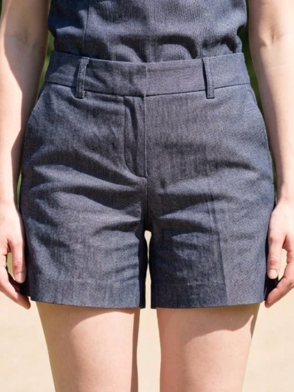 Ann Taylor Women 10 Tailored Charcoal-Blue High-Waist Dress Shorts